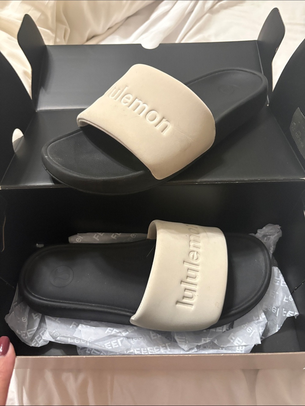 Lululemon slides